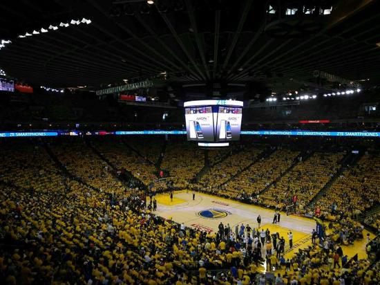 利用双持球 利用双持球