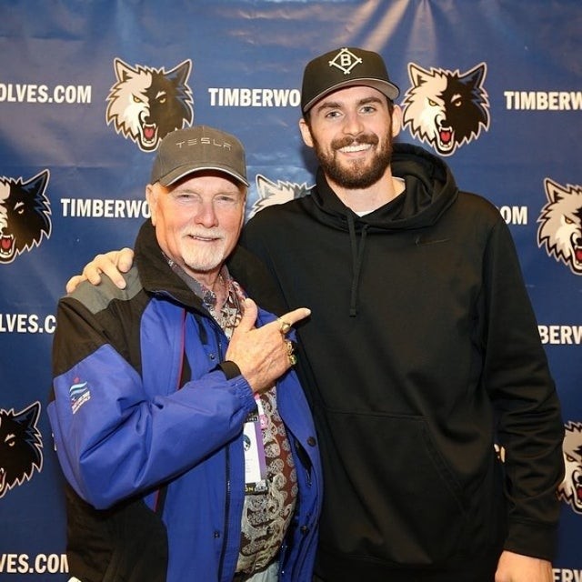 在半空间建 在半空间建