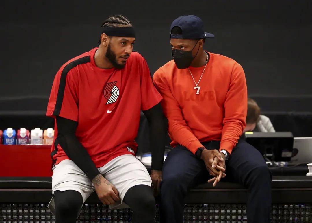 中卫组合 中卫组合